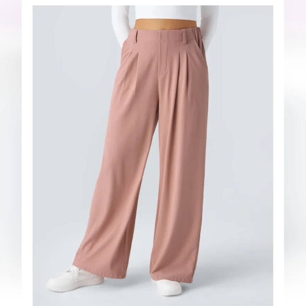 HALARA Wide Leg Pleated Pants in Dusty Rose - Picture 3 of 3